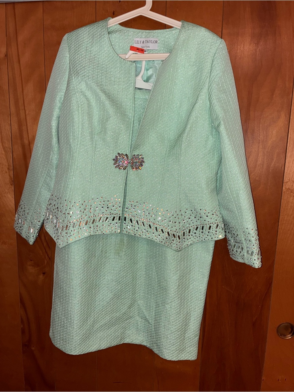 Lily & Taylor  Mint Green Dress and Jacket Set Sz 16